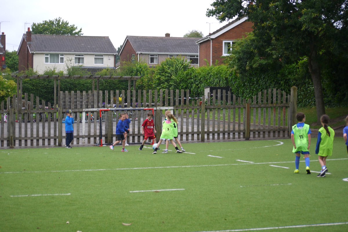 Oldfield Primary tweet media