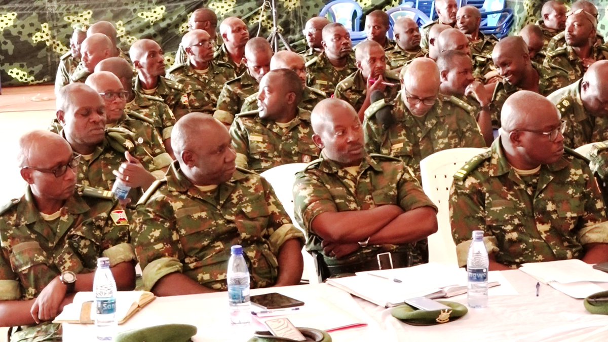 fdnbbi's tweet photo. #Burundi Le Chef de la FDNB, le Général Prime Niyongabo a procédé à l'ouverture de l'année d'instruction édition 2023-2024 à Muyinga le 13/7/2023. Ds son discours de circonstance, il a dit que l'instruct° reste le grand pilier pr bâtir une FDNB plus compétitive et professionnelle https://t.co/I5GAg13sI5