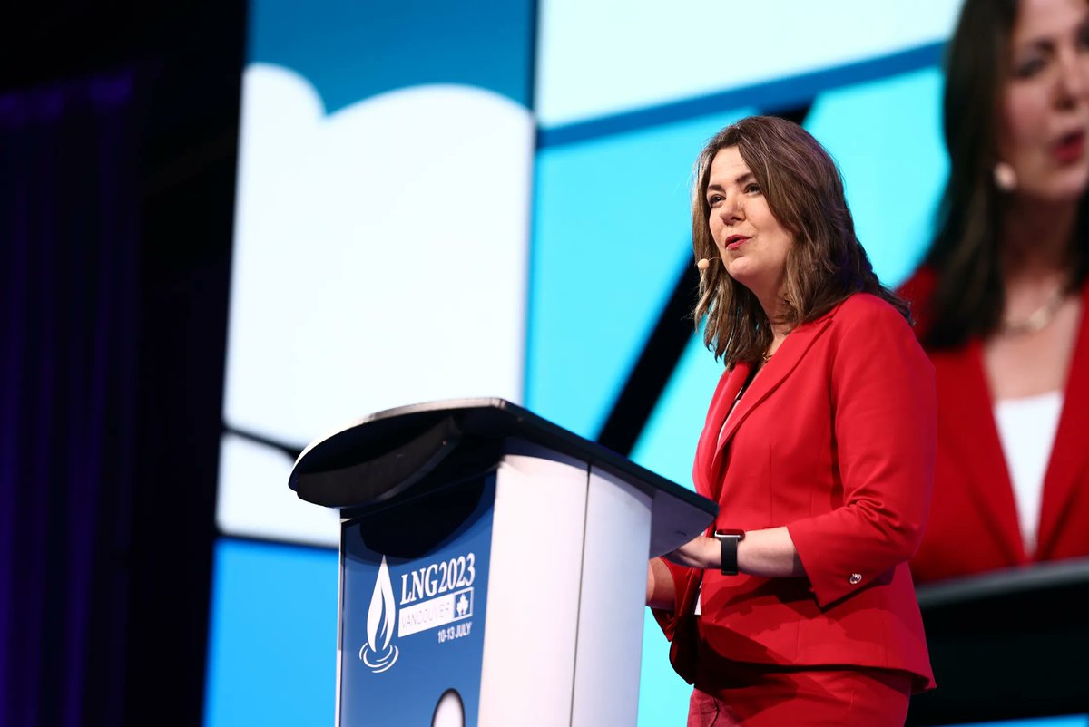 ClubLng's tweet photo. The last day at #LNG2023 was full of Spotlights, Forums, Paper Presentations &amp; a busy Exhibition. In the LNG2023 Conclusions &amp; Looking Towards LNG2026 session, speakers reflected on the course of the 3-day conference
@igu_news @gti_energy @IIFIIR @cga_acg @chevron @qatarenergy https://t.co/8S06wMAWvq