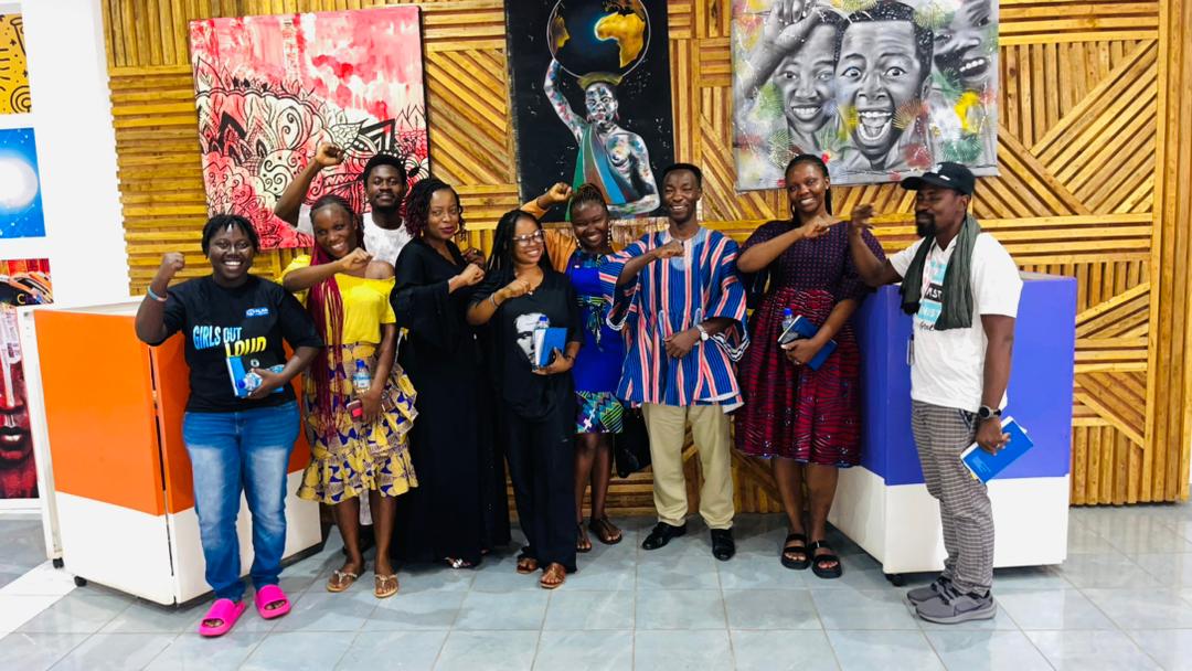 esindayigaya's tweet photo. 🤝- Catch them young... Creative Academy
@Plan_SLE & @CreativehubAfr - same ambition to helping young people realize how powerful they are and ignite creativity in them.
Committed to nurturing current and future generations @PlanWACA #SierraLeone https://t.co/6HfcIHkbVR