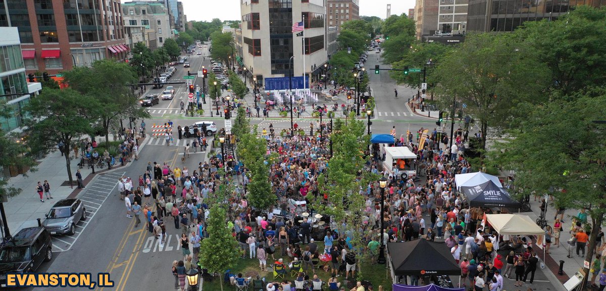 StrongTowns's tweet photo. Whether it’s in an urban neighborhood, suburban street, or rural town, people crave community. 

If you give them a good place to gather, they’ll show up. https://t.co/Ycrns0u78h