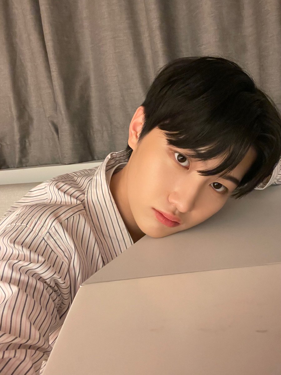 TNX_twt's tweet photo. 77
ㅠ   🥰

#최태훈 #TAEHUN https://t.co/s0nKIbVPUY