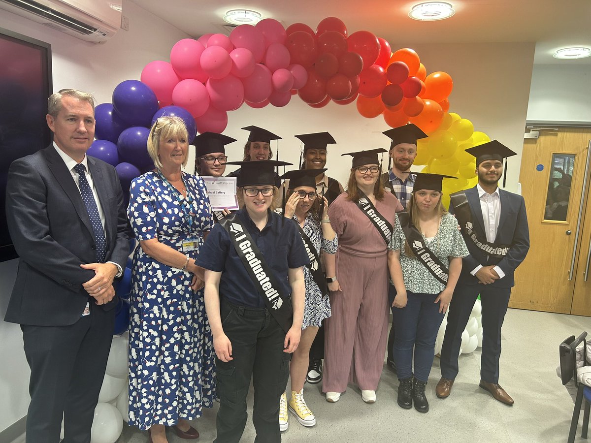 SallyT84's tweet photo. A wonderful day celebrating the graduation of our fabulous DFN Project Search interns ☺️ 
What a pleasure it has been to work alongside these incredibly talented and hardworking individuals.
Well done to everyone involved in this collaboration 👍🏻 @dfnsearch @LHCHFT @LHCHCareers https://t.co/CVA8FhB3Zw