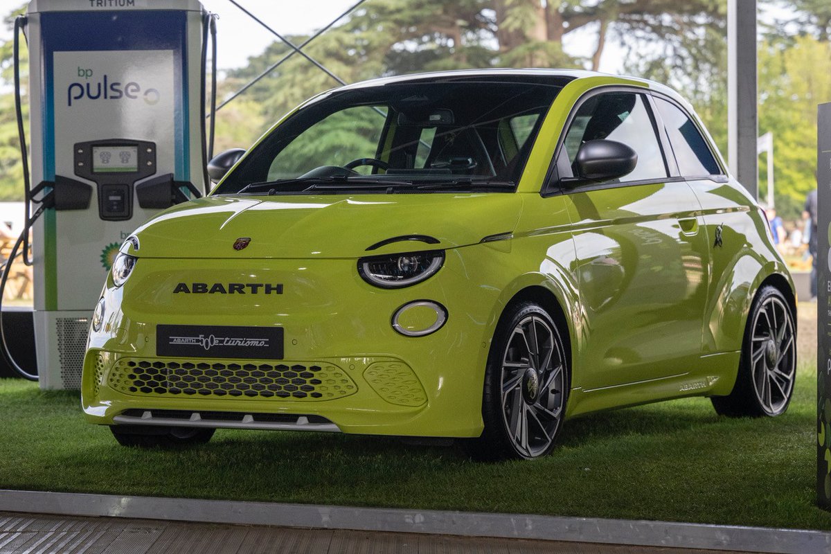 Did you catch the new Abarth 500e Turismo at the Goodwood Festival of Speed? 0–62mph in just 7 seconds, and the iconic Scorpion roar, it made sparks fly in the world of zero-emissions driving.  abarthcars.co.uk/new-abarth-ele…