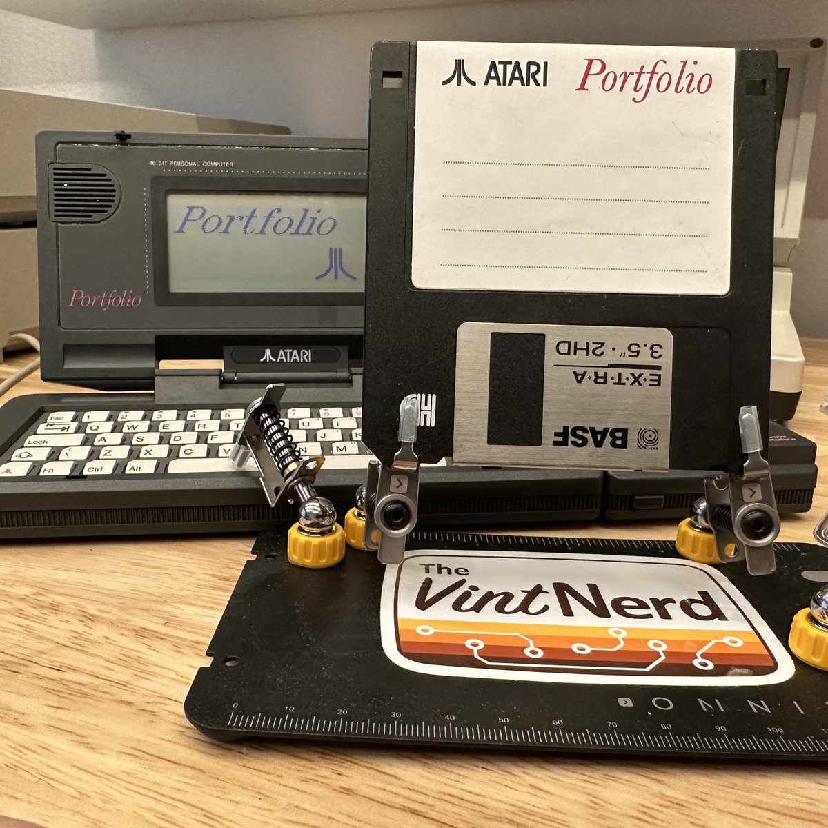 thevintnerd's tweet photo. Floppy Disk Friday! Some Atari Portfolio disk swag ๐พ
#Atari #AtariPortfolio #Atari16Bit #FloppyDiskFriday #Omnifixo #VintageComputing #RetroComputers #RetroGaming #WallOfRetro #NerdsOfVintage #HappyNerding #TheVintNerd https://t.co/tRTcNloo1V