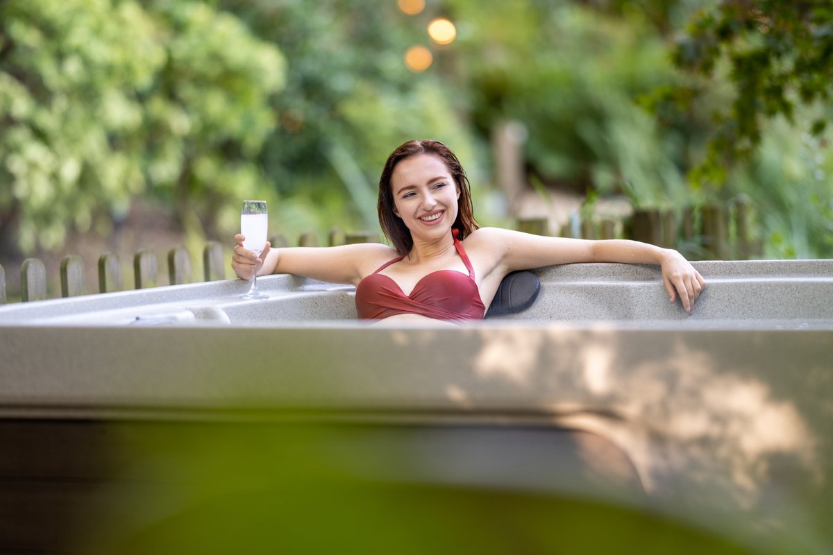 It's all peaceful at Riverside Lodge, New Forest, Hampshire.

#FishingBreaks #Fishing #HotTubBreaks #NewForest #MidWeekBreaks