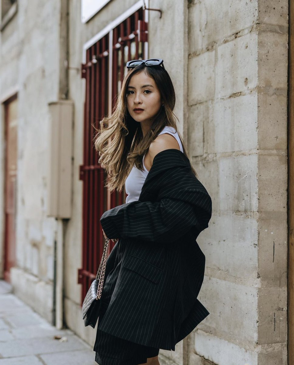 yernsxz's tweet image. Paris 🧘🏼‍♀️ @magsford_