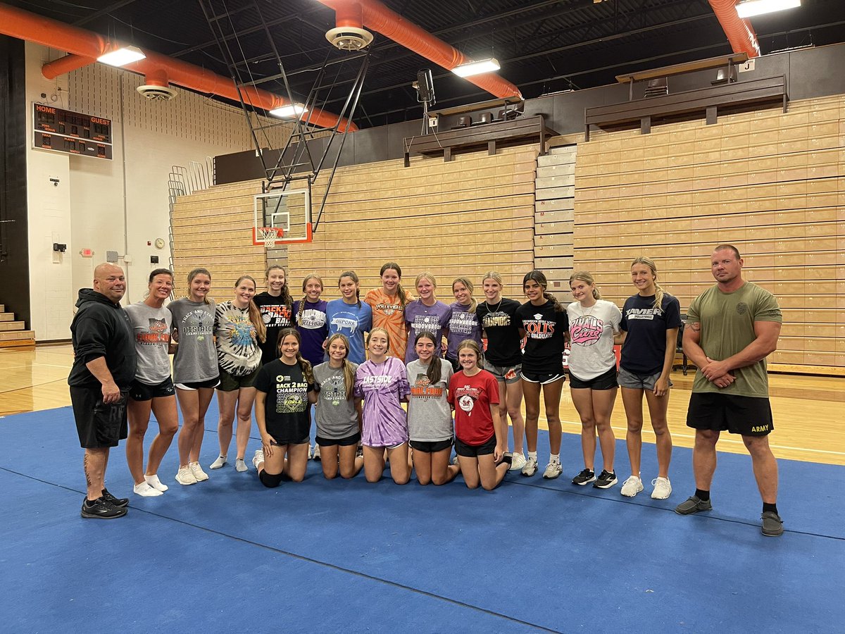 KellyJZehn's tweet photo. HUGE thank you to Tim Ferguson, Rick Wagner, and Adam James of the Cambridge Police Department for teaching my girls self defense today! We are grateful to have learned important skills and tools to use in tough situations. THANK YOU. https://t.co/6YVAnwm7GH