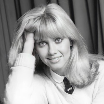 Olivia Newton John Pictures tweet media