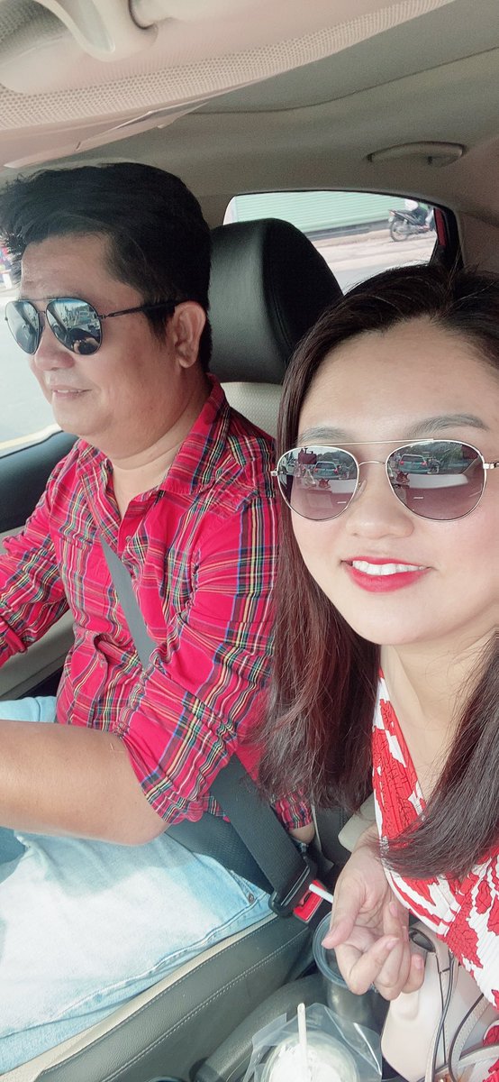 blue_planet's tweet photo. 🥰 Trốn anh bạn nhỏ 👶🏻 đi với anh bạn lớn 👫❤️
Được cái có điểm chung là 2 cái mặt măm 😁 https://t.co/hIZuGbJIyb