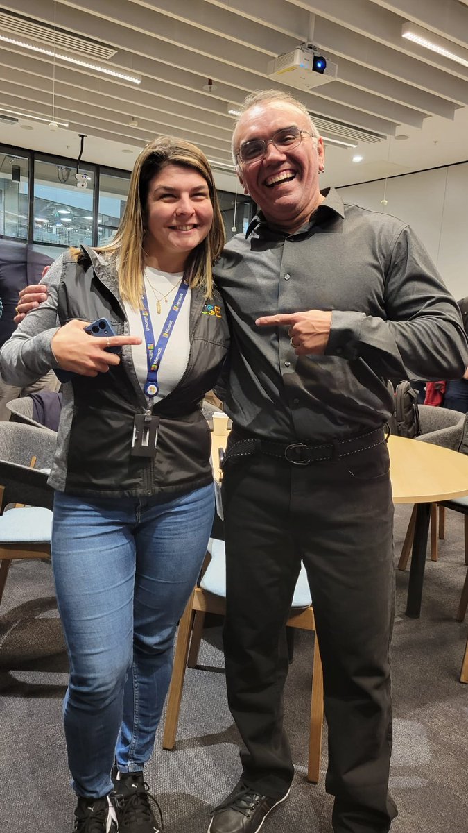 Thank you, my friend, for being so present in my career and in my life! 

Meeting <a href="/yuridiogenes/">Yuri Diogenes</a> again in person after 13 years. Fantastic! 🙏