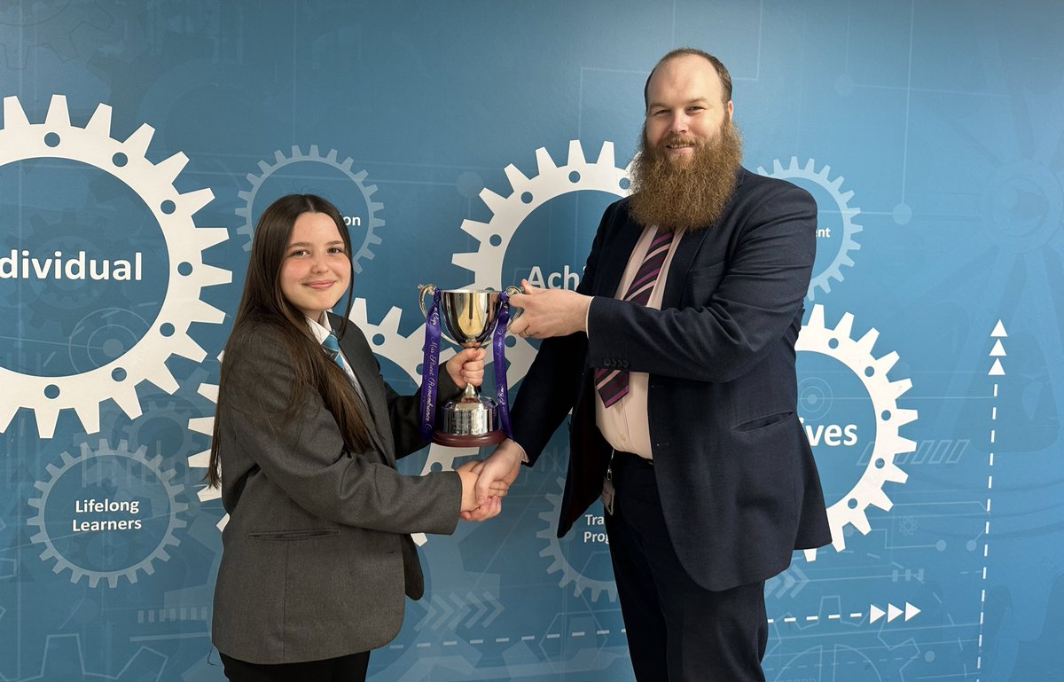 jubileehigh's tweet photo. Congratulations to Alisha in Year 10 who received the Miss Street Maths award today for outstanding progress! 💙💜 https://t.co/Lp5JB61MzI