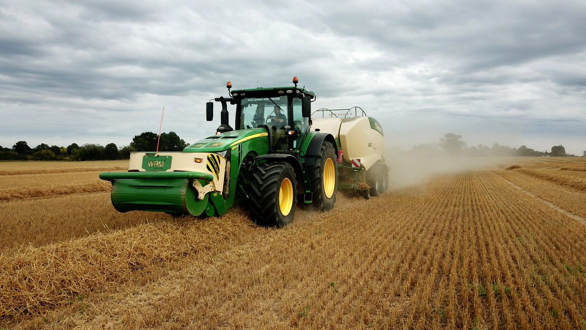 AgriweldLtd's tweet photo. Dust yourself down the weekend is here!
We are hard at working trying to keep up with demand on our hugely popular Swath Rollers.
This one is on a John Deere with a Krone Baler out back
#agriweld #krone #johndeere #swath #cereal #arable #crop #harvest #farm #farming https://t.co/PDPrTeslJk