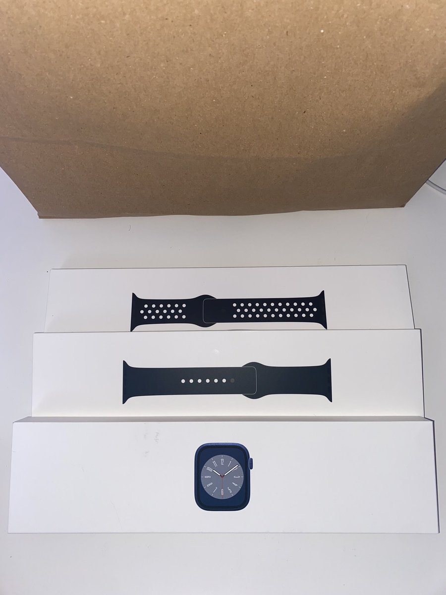 Bon drainage de 🐕 le résultat pour une soirée 😈 Apple Watch 8 acheté et recup le lendemain !!! Taffer et moi j’en poche 💶

#findom #cashmaster  #moneyslave #cashmeet #slowdrain #feetmaster #feetslave #feetfetish #find #paypigs 
#lockedslave #chastity #lockedboy