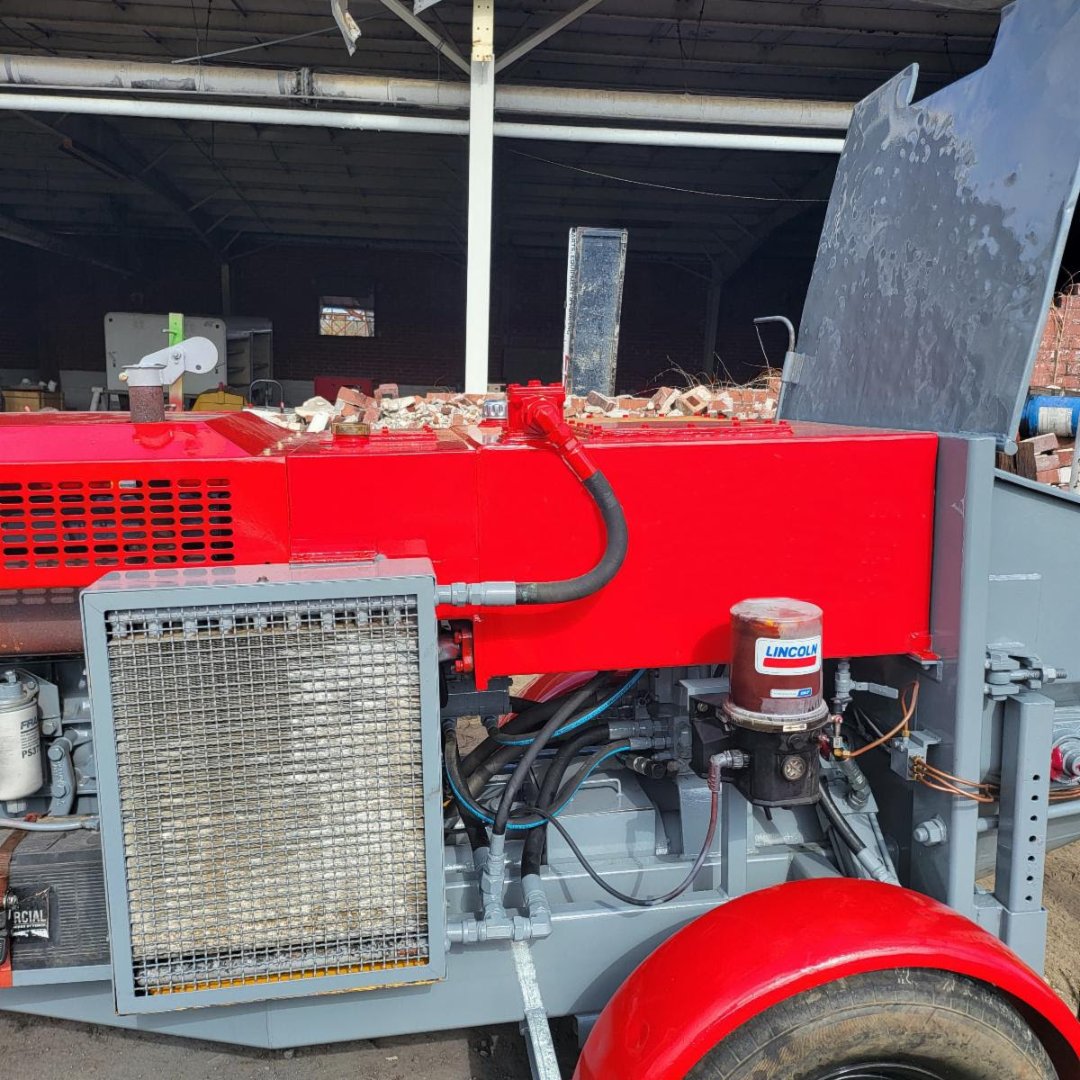 TTTExchange's tweet photo. 1999 Mayco ST-45 Line Pump
Deutz Diesel Engine
Remote Equipped
45 yards/ Hour Capacity
563.5 Hours (Original)
Good Tires
Recent Service
Ready to Work
$35,500
Contact us at #844-888-6775 for more info.
#1999mayco #linepump #truckingindustry #trucking #ooida #wit #nastc https://t.co/k3Zanh0Edj