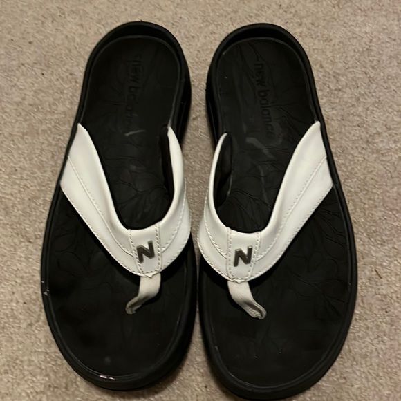 So good I had to share! Check out all the items I'm loving on <a href="/Poshmarkapp/">Poshmark</a> from @MamaSass_ #poshmark #fashion #style #shopmycloset #anewday #stuartweitzman #newbalance: posh.mk/xB5qQCZchBb