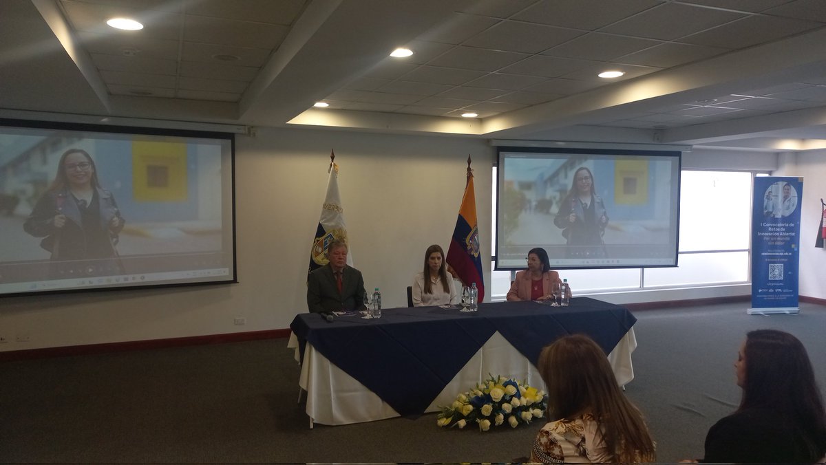 afeme_ecuador's tweet photo. El Dr. Leonardo Bravo Valencia DIRECTOR EJECUTIVO DE LA AFEME, asistió al lanzamiento de la Convocatoria para Retos de Innovación Abierta: Innovación por un mundo sin dolor.
Organizado por la UTPL https://t.co/pLSoRcZlW1