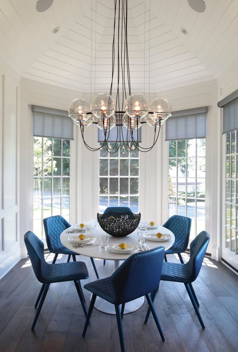One of my favorite breakfast rooms ever! We designed this room with an exceptional vintage chandelier & cool quilted leather chairs. The high circular ceiling soars!
.
.
.
.
#breakfastroom #homedecorations #decorlovers #vintagefinds #antiquefinds #grandmillenialstyle