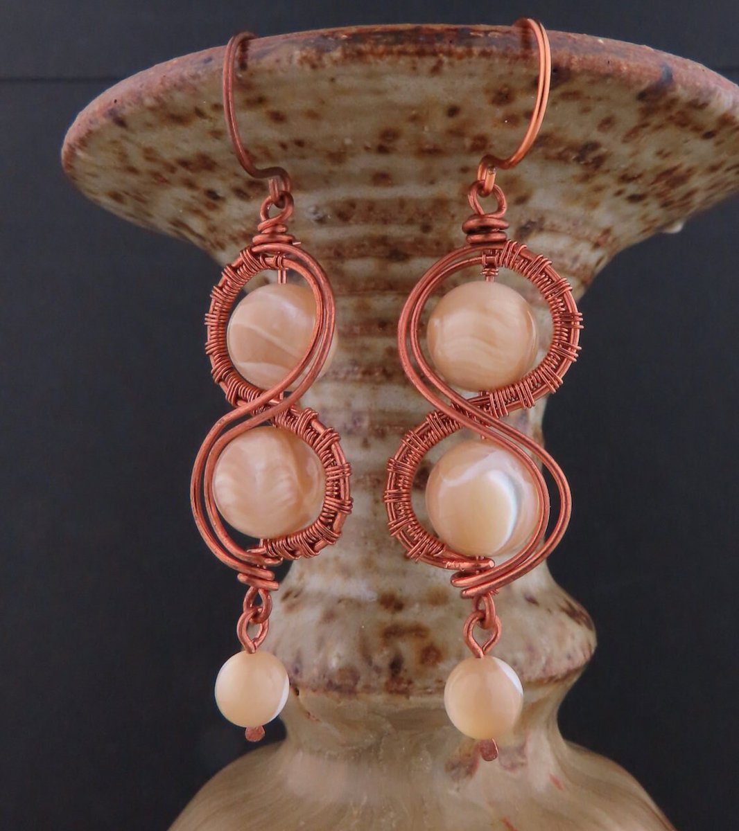Copper Mother of Pearl Wire Wrapped Long Dangle Earrings etsy.me/3NR34fY #copperearrings #motherofpearlearrings #wirewrapearrings #figure8jewelry #copperjewelry #mopjewelry #copperjewelry #wirewrappedjewelry #copperpearls #weartowork #goingout #giftforsister