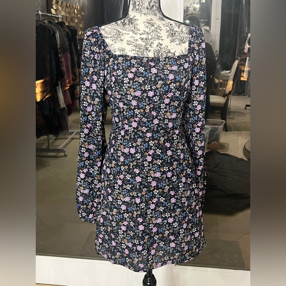 KiwiColored's tweet photo. So good I had to share! Check out all the items I'm loving on @Poshmarkapp #poshmark #fashion #style #shopmycloset #allinfavor #wilton #carters: https://t.co/pEwXNHkSTr https://t.co/TeyYcVu05h