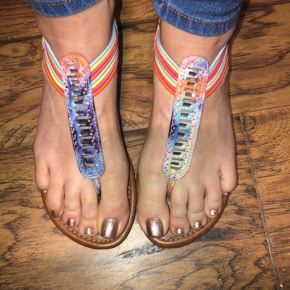 SHansgaard's tweet photo. So good I had to share! Check out all the items I'm loving on @Poshmarkapp #poshmark #fashion #style #shopmycloset #express #incinternationalconcepts #stevemadden: https://t.co/oNvOVAnvsd https://t.co/UW7oODp5Ks