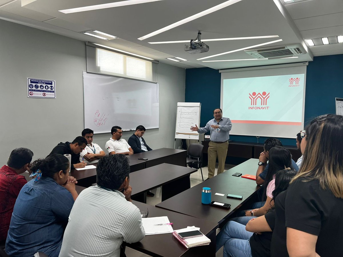 JesusAliTabasco's tweet photo. El dia de hoy entregamos reconocimiento del @Infonavit a PENSPEN SA DE CV, como Empresa de 10 Plus en Tabasco. Les distinguimos el pago puntual de las aportaciones de sus trabajadores y el excelente clima laboral. Agradezco a Gustavo Adolfo Romero, Representante Legal, por sus atenciones.