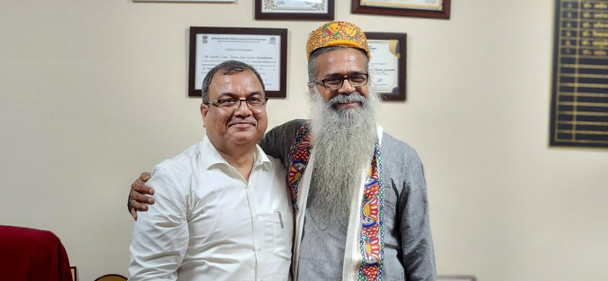 DCE_Darbhanga's tweet photo. Karthik Iyer, Director, J&amp;K Operations Pvt Ltd, an IIT Madras-incubated firm who has  developed an indigenous mobile operating system named ‘BharOS’ visited DCE Darbhanga and had detailed discussion on development of Incubation Centre (@mittie_mithila) and project based learning. https://t.co/sEPiXxbBnD