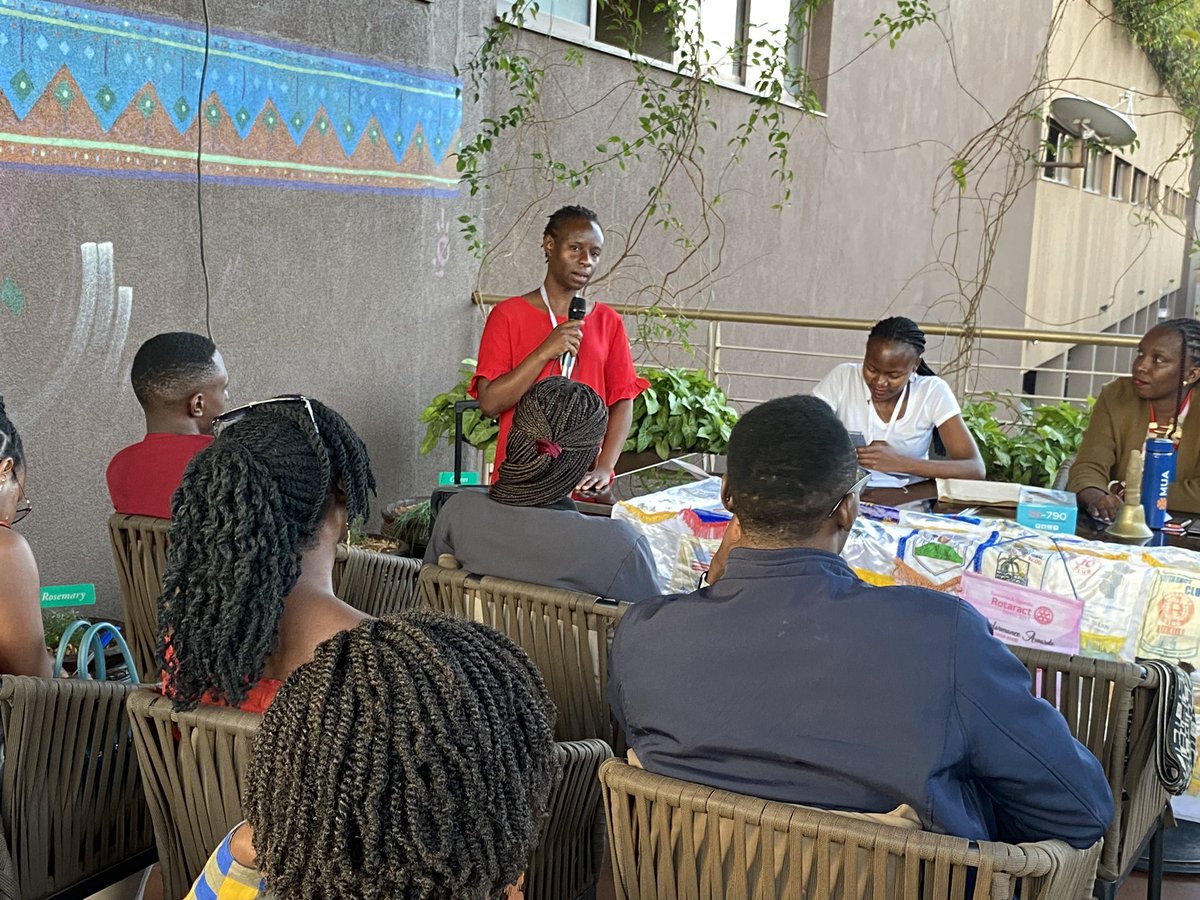 rotaractkololo's tweet image. Positive parenting goes both ways, the relationship between mother and father, biological or non-biological.
#TheWarriors 
#CreatingHopeInTheWorld