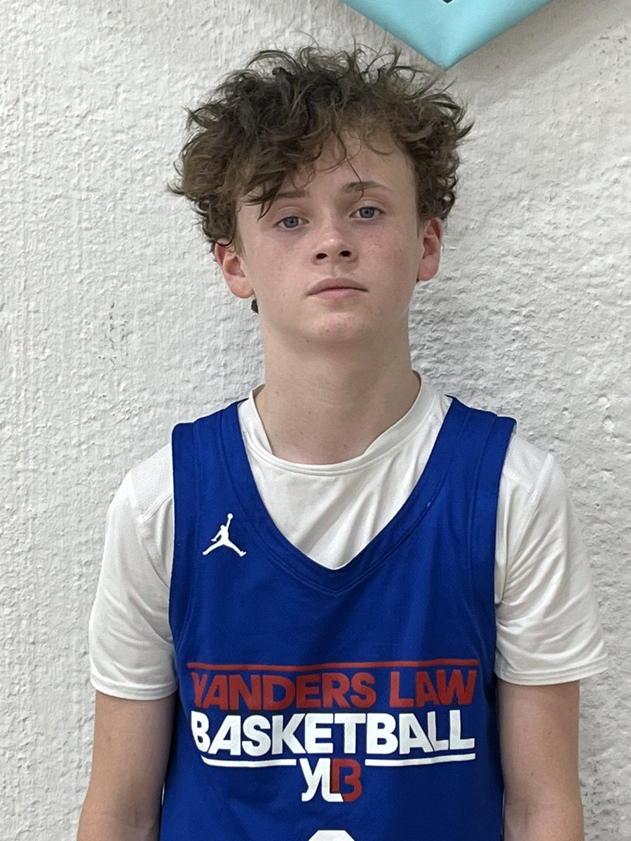 BTerrell_414's tweet photo. 2026 Ryder Rowden of @YandersLaw connected on 5 threes on his way to 19 points in a 2 point morning victory @ny2lasports @ny2labasketball #2K23FinalChapter https://t.co/F1urajluWG