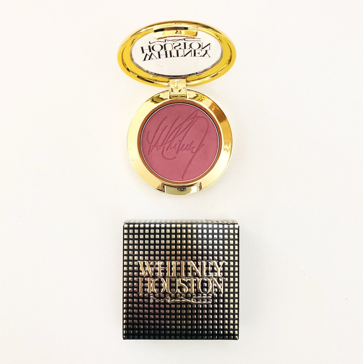 My next Beauty Twitter Giveaway is this special collector MAC x Whitney Houston Powder Blush in shade 'Nippy's Plum Rose'. Beautiful shade. To enter, RT & follow @davelackie (ends 08/10) #win