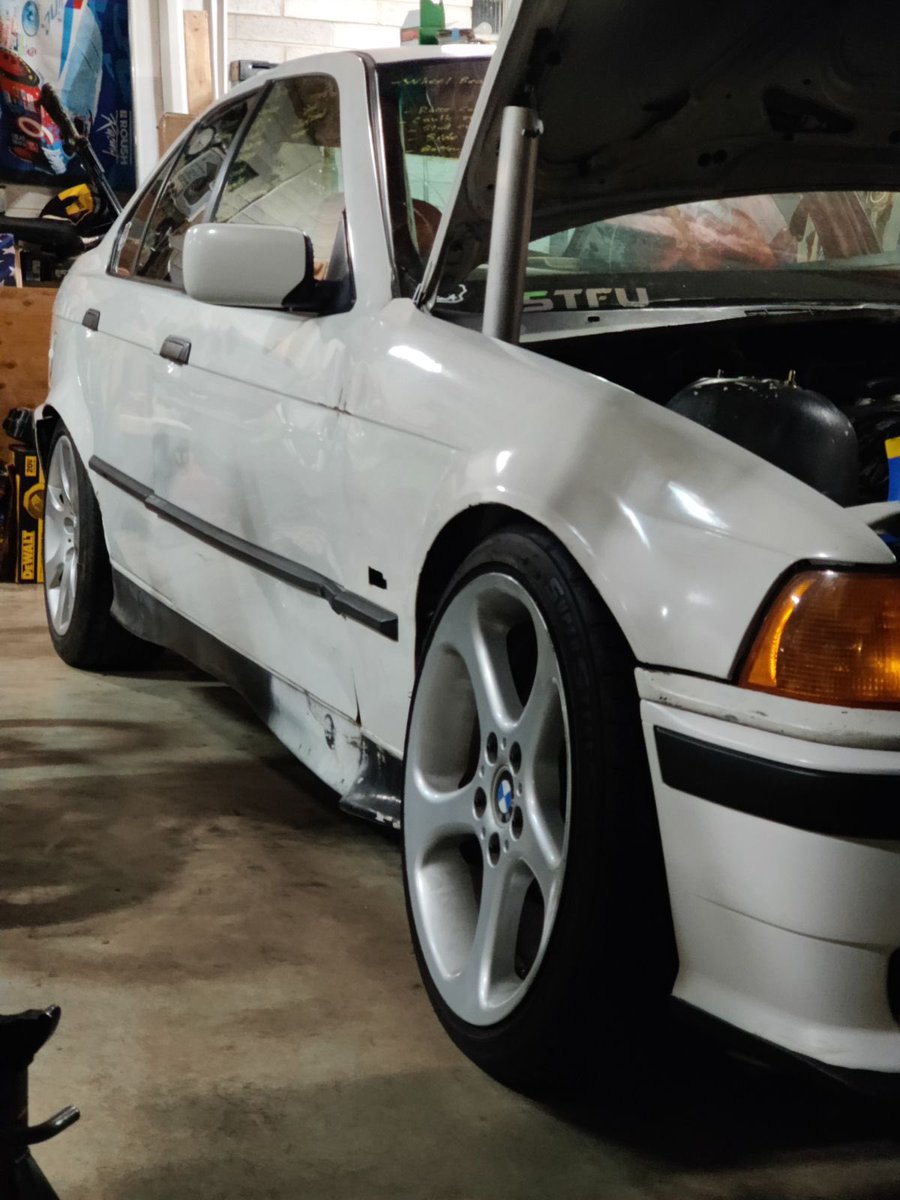 🚨New Video🚨
I stud converted the E36 and fixed the steering angle with the angle kit

youtu.be/mY6cRIcQXgM