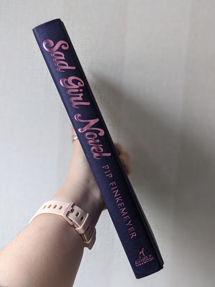 Thank you so much @emily_egg @HodderBooks for my copy of Sad Girl Novel ahead of the blog tour.

I am obsessed with both the cover and the naked spine 😍

Keep an eye out for my review! 

#SadGirlNovel