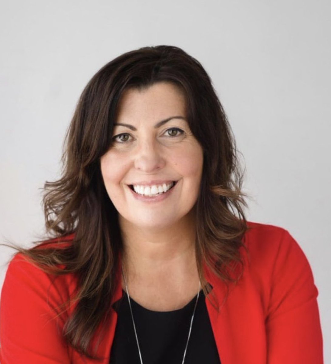 Christian Dubé (@cdube_sante) on Twitter photo Une de nos excellentes gestionnaires, Julie Labbé, PDG du <a href="/CIUSSS_SLSJ/">CIUSSS SLSJ</a>, a été nommée Colonel honoraire de la Base militaire de Bagotville.
C’est tout un honneur qui reconnaît la qualité de ses actions et son implication dans sa communauté.
Félicitations Julie ! <a href="/sante_qc/">Santé Québec</a> Une de nos excellentes gestionnaires, Julie Labbé, PDG du <a href="/CIUSSS_SLSJ/">CIUSSS SLSJ</a>, a été nommée Colonel honoraire de la Base militaire de Bagotville.
C’est tout un honneur qui reconnaît la qualité de ses actions et son implication dans sa communauté.
Félicitations Julie ! <a href="/sante_qc/">Santé Québec</a>