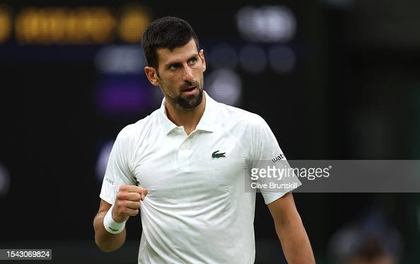 IN TRA TA BLE
Djokovic juega un tenis simplemente perfecto para ser el primer finalista de esta edición de Wimbledon.
Sin quiebres en contra y hielo en las venas para los puntos importantes, la mejor mentalidad de la historia.
Perdón Daniil, pero necesito una final con Alcaraz