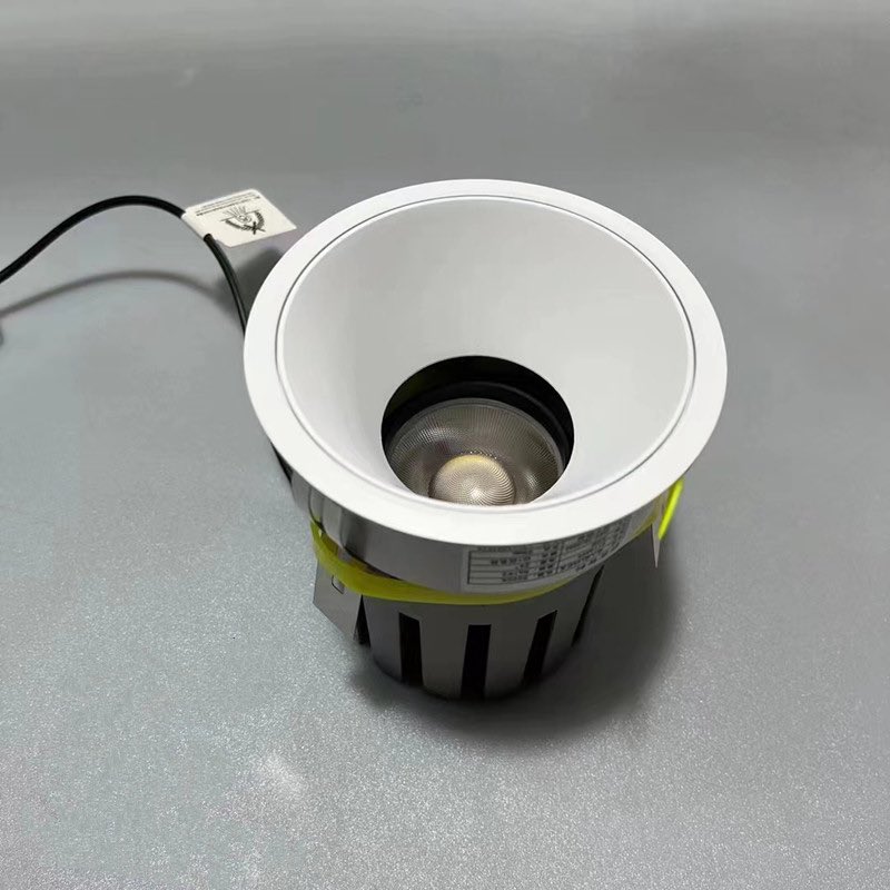 Dona27676154's tweet photo. 1. Consistent Light Color: COB LED Down Light ensures excellent light color consistency, delivering consistent lighting effects across individual fixtures and entire lighting systems.
2. Accurate Light Distribution: COB LED Down Light achieves https://t.co/3dprA9pjsW