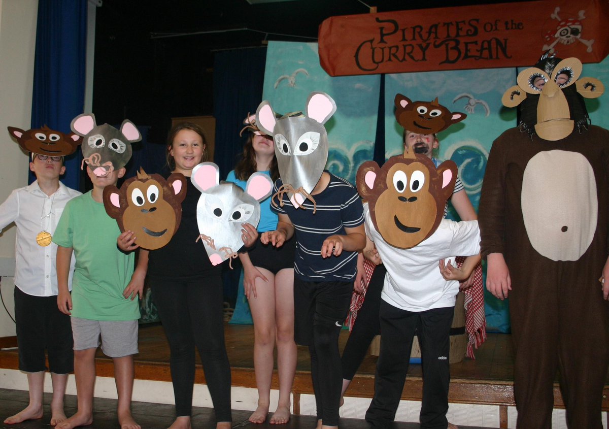 GCA_learning's tweet photo. After weeks of rehearsals and learning lines, our Year 6s performed ‘Pirates of the Curry Bean’ for three separate audiences this week. They were superb. Well done and thank you to everyone involved #GCAmusic #GCAexperiences #GCAvalues https://t.co/wRB5sVhwYA