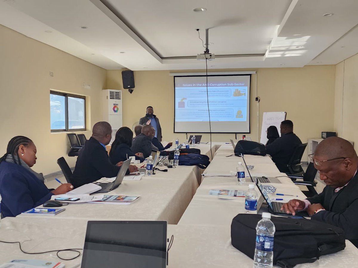 ti_zambia's tweet photo. Earlier this week, legal experts from @ACCZambia, Ministry of Justice, Zambia Police Service, ZLDC, etc and like-minded CSOs from ActionAid Zambia and NGOCC met this week at Blue Ginger Hotel in Chilanga to determine the legal gaps of selected anti corruption laws in Zambia. https://t.co/C9s84WbZg1