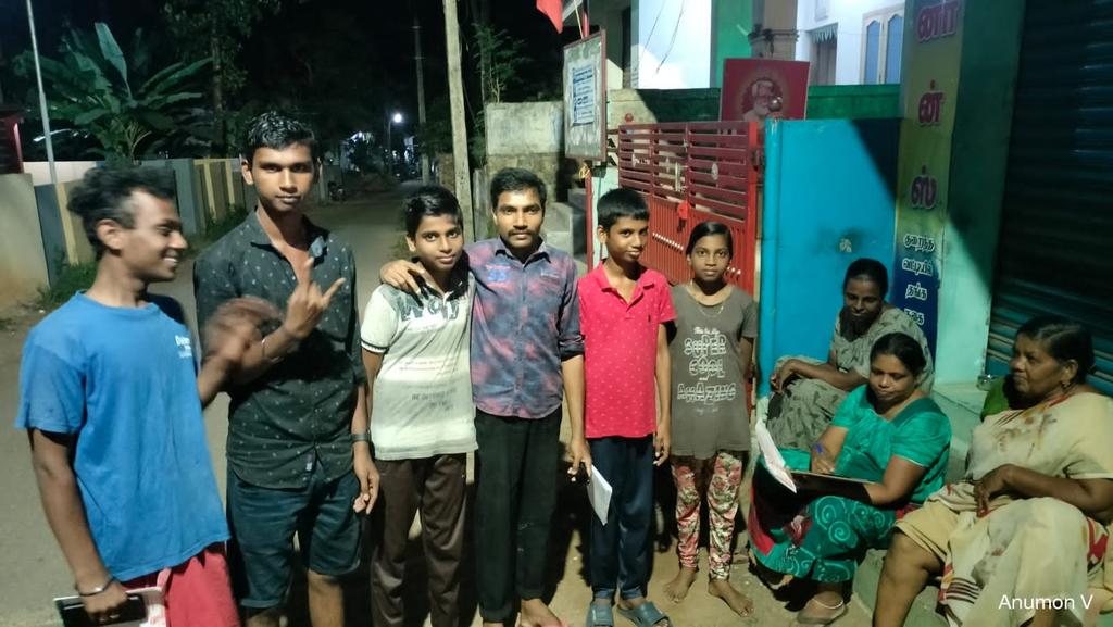 Dyfikanyakumari's tweet photo. போதைக்கு எதிரான கையெழுத்து இயக்கம் - அருமனை வட்டாரம் #saynotodrugs #sayyestolife #stopusingdrugs #drugfreeyouth #drugfreetamilnadu #fortamilnaduyouth #ஒருகோடிகையெழுத்து #கையெழுத்துஇயக்கம் #signaturemoment #dyfikanyakumari #dyfiarumanai #arumanai #dyfikk #joindyfi https://t.co/rzdpk77Y8z