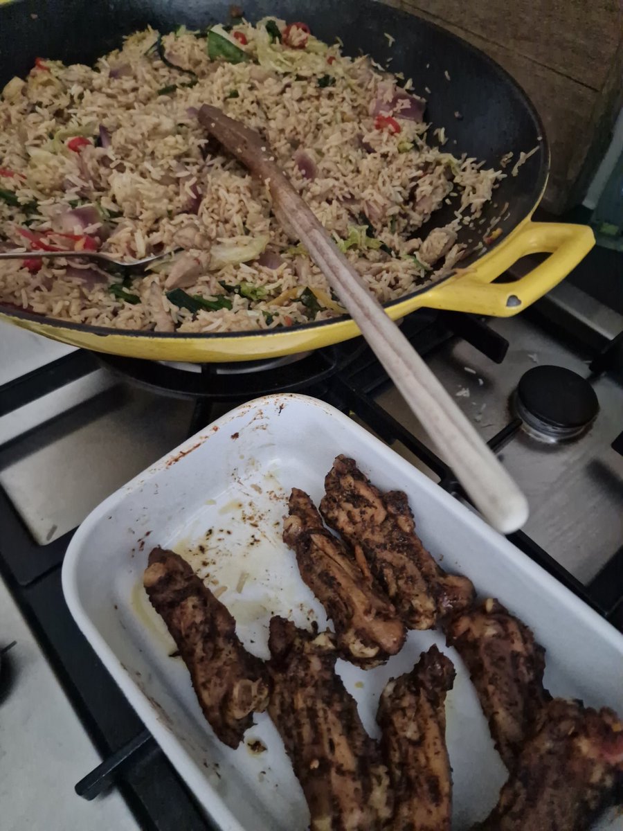 Lautje4671's tweet photo. Was lekker #indotweet met kip spareribs uit Barneveldπ https://t.co/DRCSlVIfik