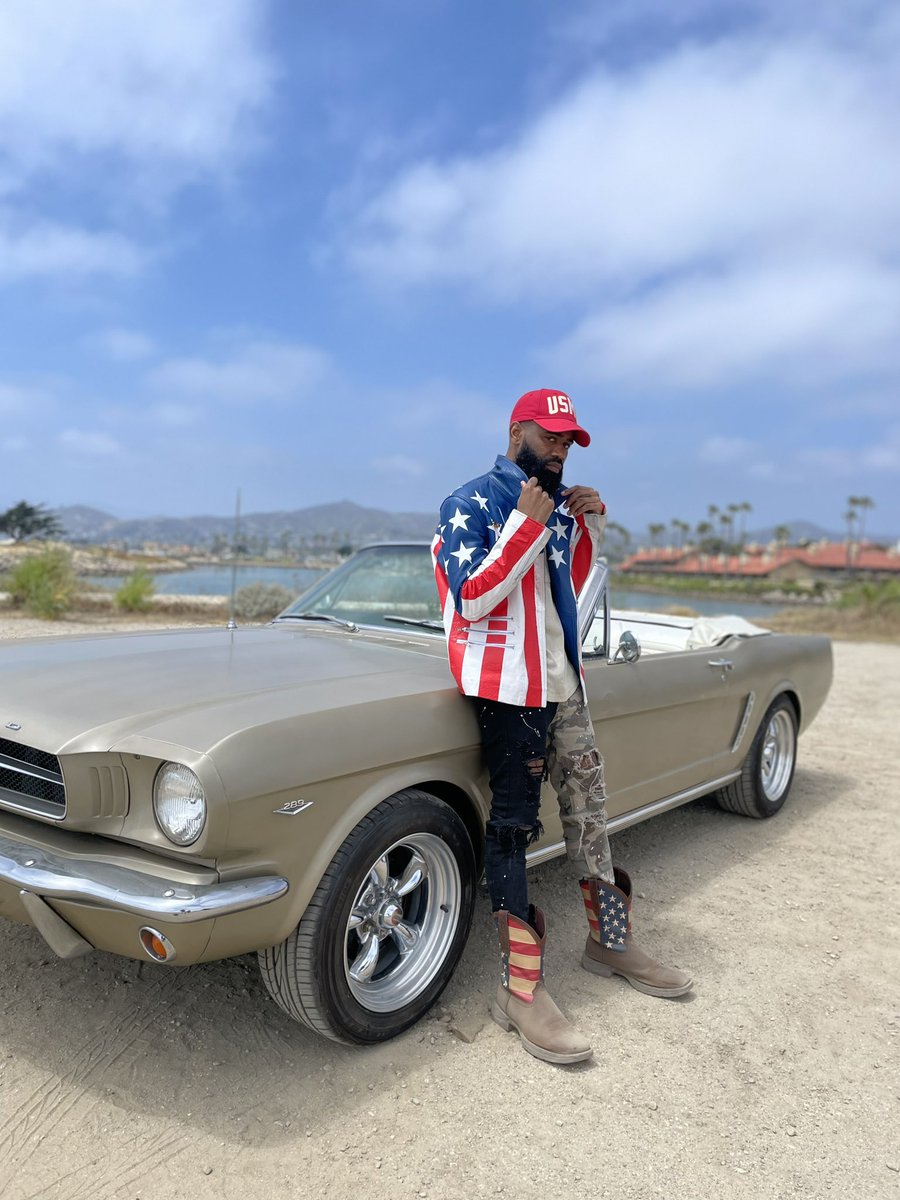 TheMarineRapper's tweet photo. Ford or Chevy? 🤠
PS: @officialtristancole Friends With Boats ft @themarinerapper on YouTube and iTunes now!
Friends With Boats (feat. The Marine Rapper) - Single by Tristan Cole https://t.co/rxtbMnnza0
📸: @officialtristancole
#friendswithboats #fwb #tristancole #tmr #themarinerapper #ford #mustang #classiccars #fordmustang #beard #americanmuscle #usmcc#cowboyboots