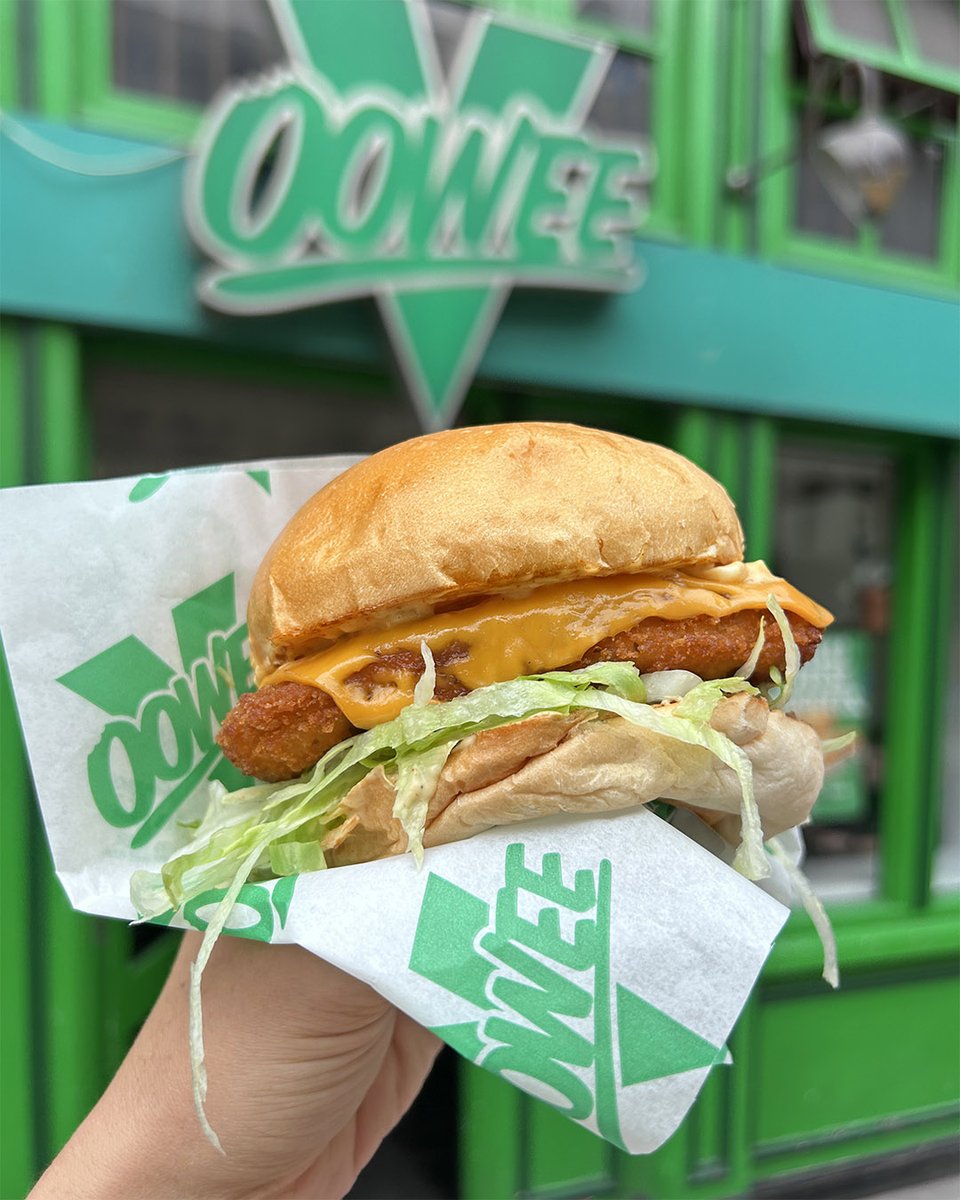 We are super excited to announce that @ooweevegan are joining us at our #Bristol launch party! Be 1 of our 1st 100 customers to bag yourself a FREE burger 🍔🛍️ 🎟️ Grab your FREE launch party ticket bit.ly/csmbristol 🗓️ Thu 20th July ⏰ 5pm - 8pm 📍 @CabotCircus