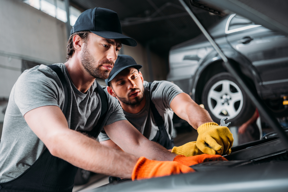 Soundiego_Audio's tweet photo. #Soundiego offers a lot of great ways to #upgrade your vehicle’s #entertainment #system. Furthermore, we also provide #safety and #security features like upgraded security systems, window #tinting, and ADS installation. https://t.co/gnJSpKOY9t