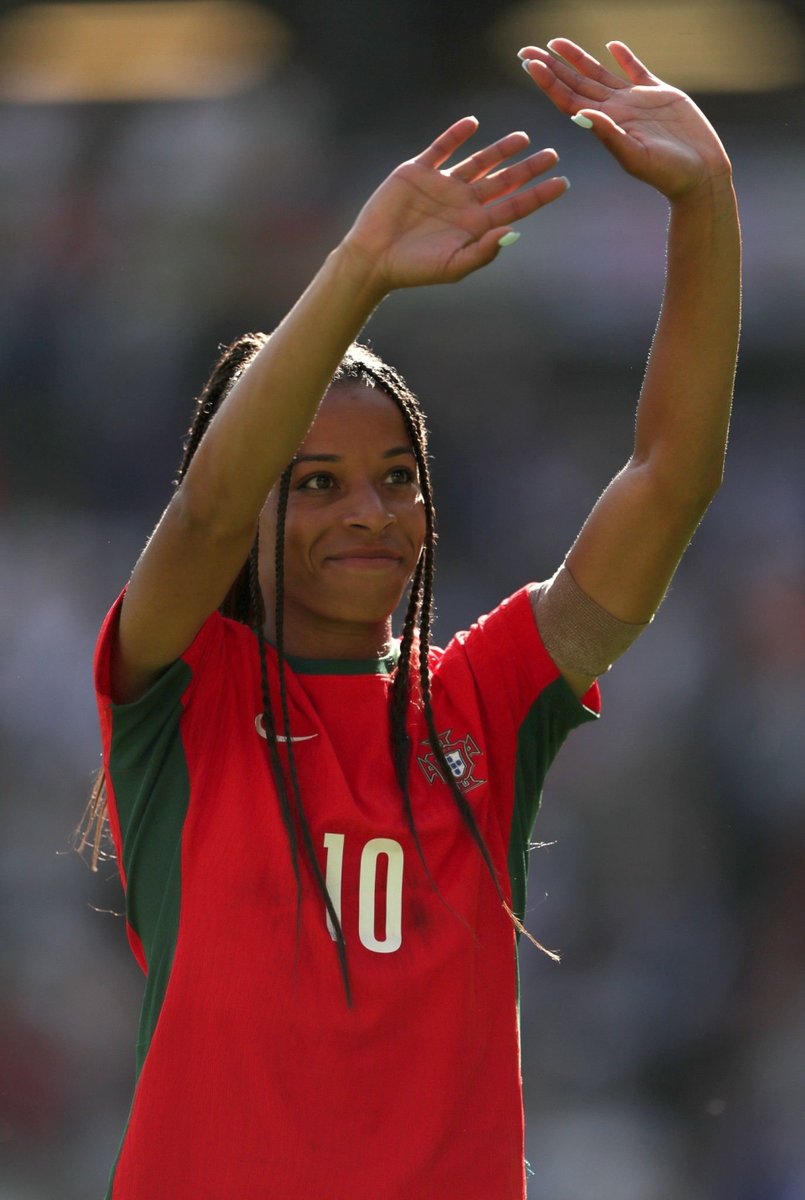 DragaoNews1893's tweet photo. 🗣️ Jéssica Silva: "O #FCPorto faz falta ao futebol feminino. Deixo um apelo ao clube para pensar nisto com carinho porque o futebol feminino precisa de todos." 💙 https://t.co/dNYDK0Foz2