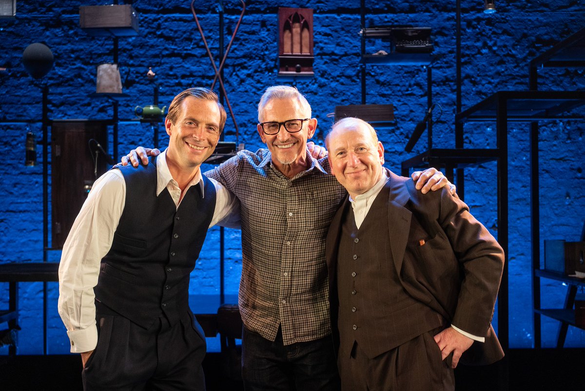 Donmar Warehouse tweet media