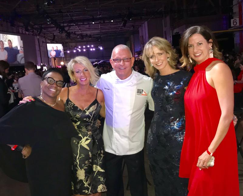 karimirabal's tweet photo. Grateful for amazing #networking experiences. Thanks to @PhoenixRise48 for her inspiring work and @RobertIrvine for his amazing food. #NAKEDnetworking is the gift the keeps on giving. Who will you meet in your adventures ahead? https://t.co/zkZQI2evMH #keynote #speaker #CEO https://t.co/0WqjiU9Rg5