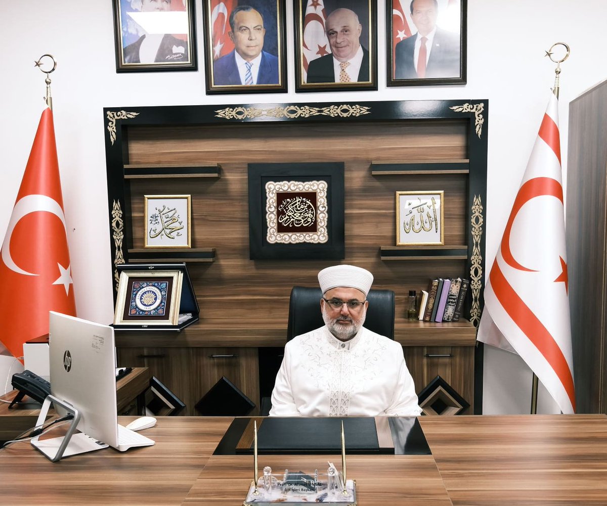 Din İşleri Başkanı Prof. Dr. Ahmet ÜNSAL  15 Temmuz Demokrasi ve Milli  Birlik Günü Dolayısıyla  Mesaj Yayımladı

Haber detay link:
m.facebook.com/story.php?stor…

#15TemmuzDestanı #15Temmuz #kktc #tc