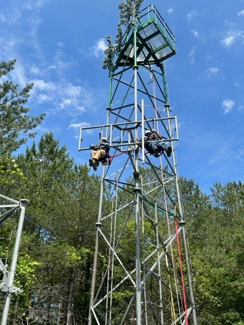 It's been another beautiful week of safety and tower training. How's your week coming?
#PatriotTowers #TowerSafety #TowerClimbing #Telecom #Lovewhatyoudo