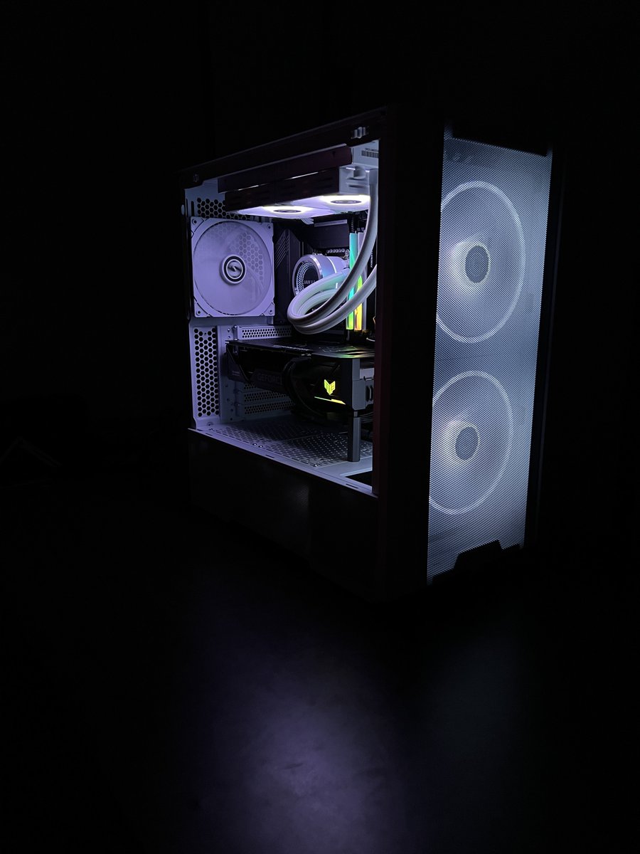 ريّان tweet media