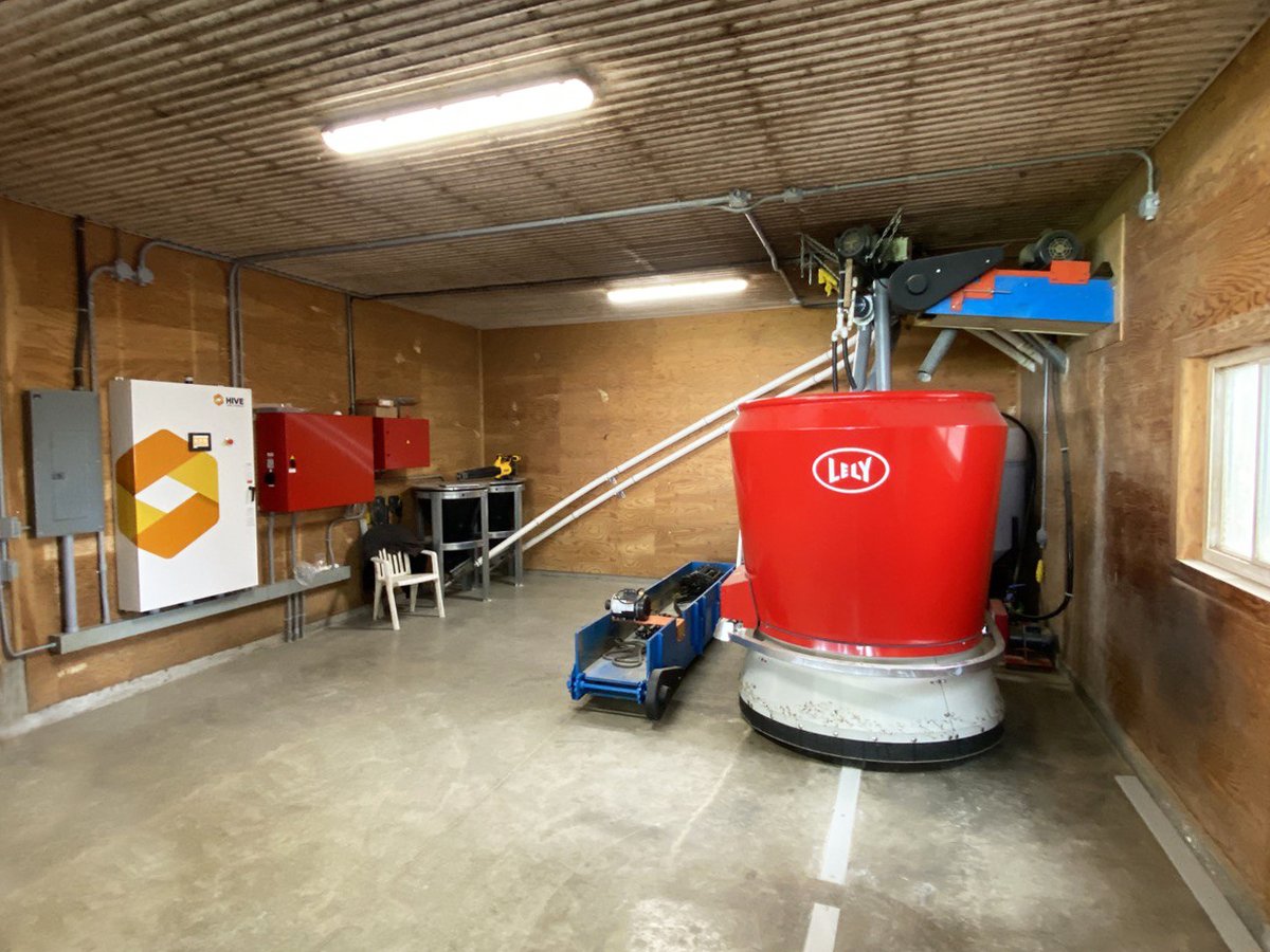 GRRobotics's tweet photo. Another Lely Vector installation that came together nicely!
This Vector will be fed from 3 tower silos.
#Grandriverrobotics #Lely #Lelyvector https://t.co/gfOAhLAaAf