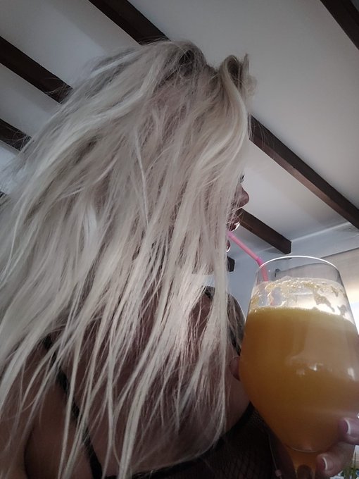 #live #showup im #online #drink  https://t.co/053xP6MlNw https://t.co/YtMjYyyDOq<a href="/tag/live"class="tags">#live</a><a href="/tag/showup"class="tags">#showup</a><a href="/tag/online"class="tags">#online</a><a href="/tag/drink"class="tags">#drink</a>